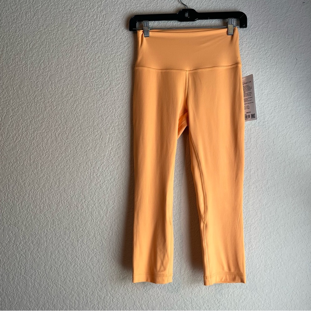 Lululemon 21” crop Align Peach Leggings NWT
